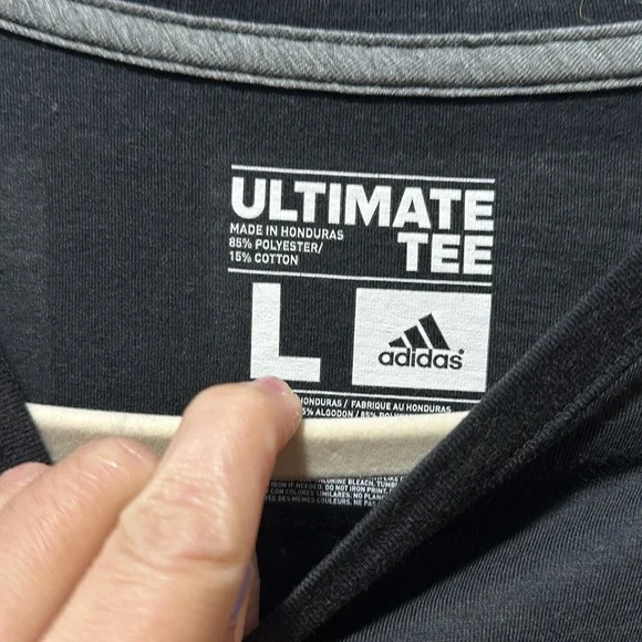 Men’s Adidas Ultimate Tee Brazil Soccer - Picture 3 of 6